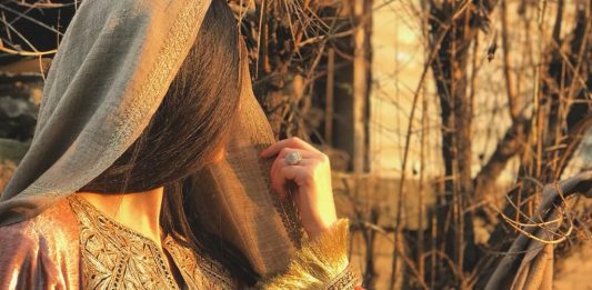 Despite barred and abhorred, ‘Pheran’ returns with designer looks