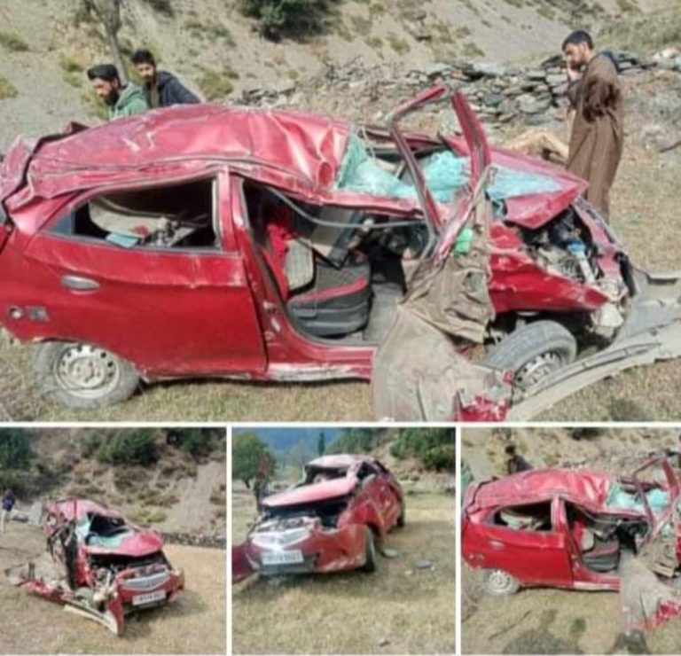 Karnah road accident: 32 year old killed, three injured