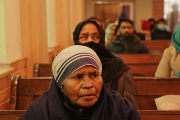 Nun: Female member of Christianity religious group.