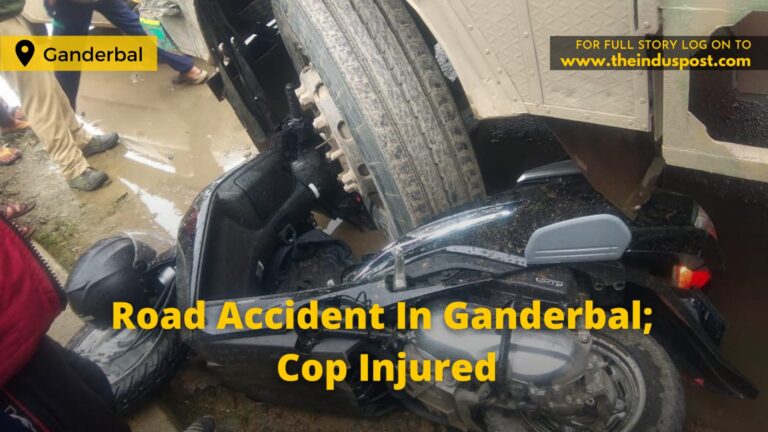 Road Accident In Ganderbal; Cop Injured