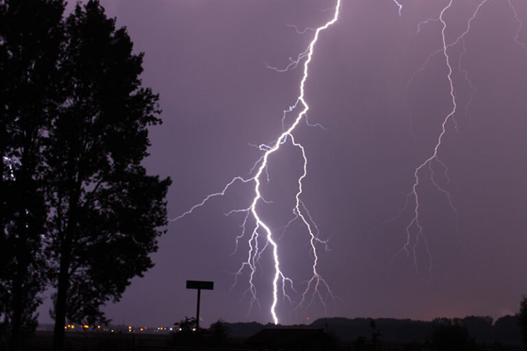 Poonch Woman Dies Due To Lightning Strike