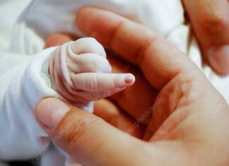 Family Accuses Srinagar Hospital Of Swapping New-Born