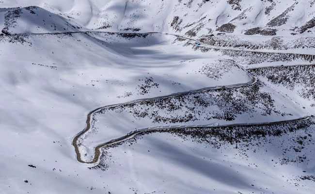 Sgr-Leh Highway Closed After Fresh Snowfall