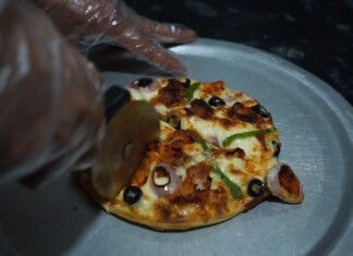 Downtown’s Pizza Maker Generates Employment Opportunities Downtown’s Pizza Maker Generates Employment Opportunities