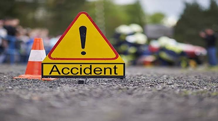 5 Dead, 15 Injured In Kathua Road Accident