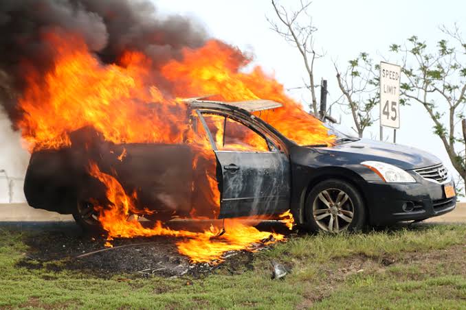 Man Burnt To Death As Vehicle Catches Fire In Anantnag