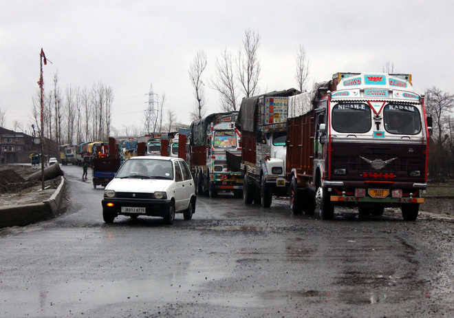 Srinagar-Jammu Highway Reopens For LMVs