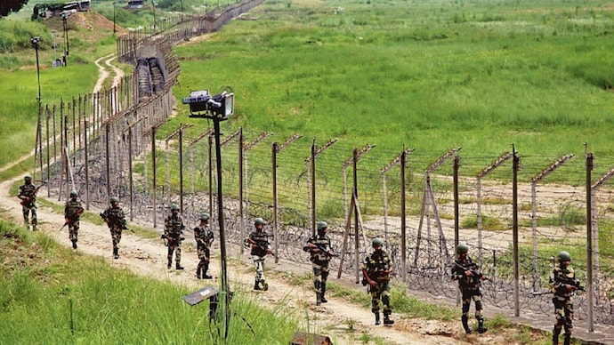 Consignment Of Arms, Narcotics Recovered On Loc In Rajouri