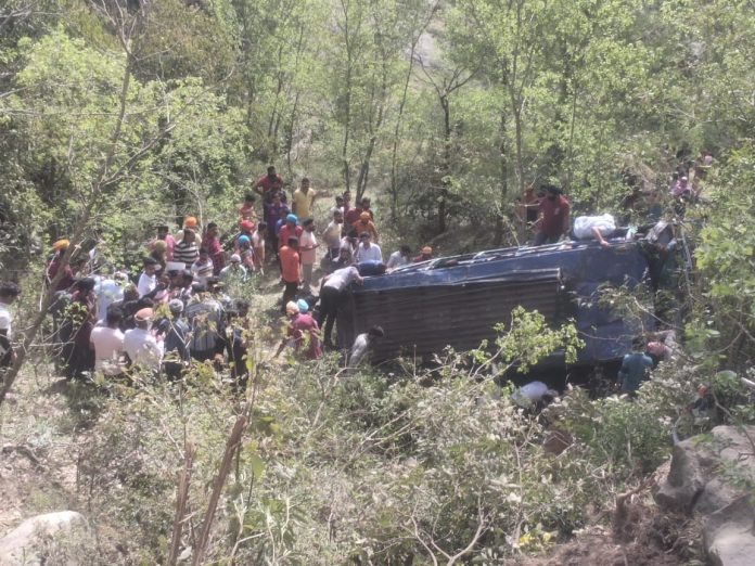 3 Killed As Vehicle Falls Into A Gorge In Reasi