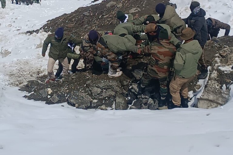 Two Trucks Buried Under Snow As Avalanche Hits Zojila Area