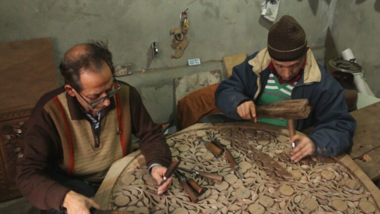 Due To Lack Of Craftsmen Kashmir’s Walnut Wood Carving May Soon Extinct