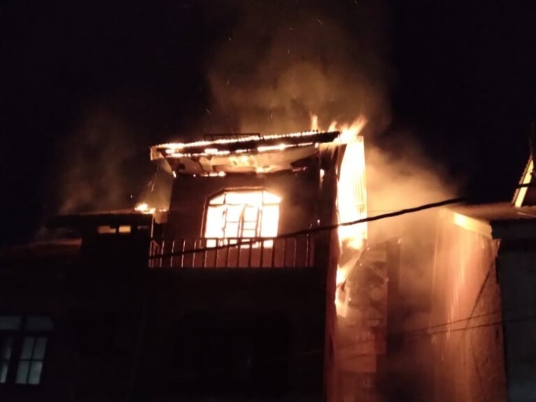 House Gutted In  Sopore Midnight Blaze