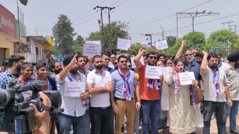 Apni Party Hold Protest Against CUET Policy In Jammu