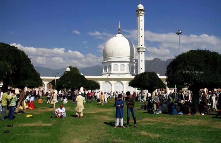 All Officers, Staff Of Hazratbal Shrine Suspended For Negligence Of Duties
