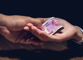 ACB Arrests Range Officer Bandipora Forest Division For Accepting Bribe