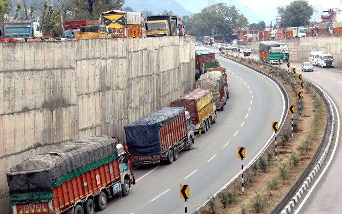 Traffic Halt On Srinagar-Jammu Highway Tomorrow For Construction Work
