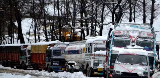 Fresh Snowfall: Jammu-Srinagar Highway Blocked