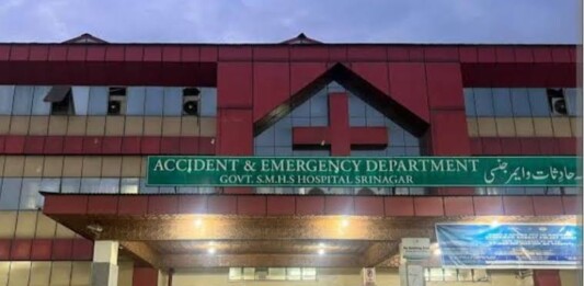 Srinagar Youth Dies At SMHS Srinagar, Family Alleges Medical Negligence